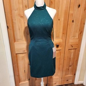 NWT Jovani Hunter Green. Size 6